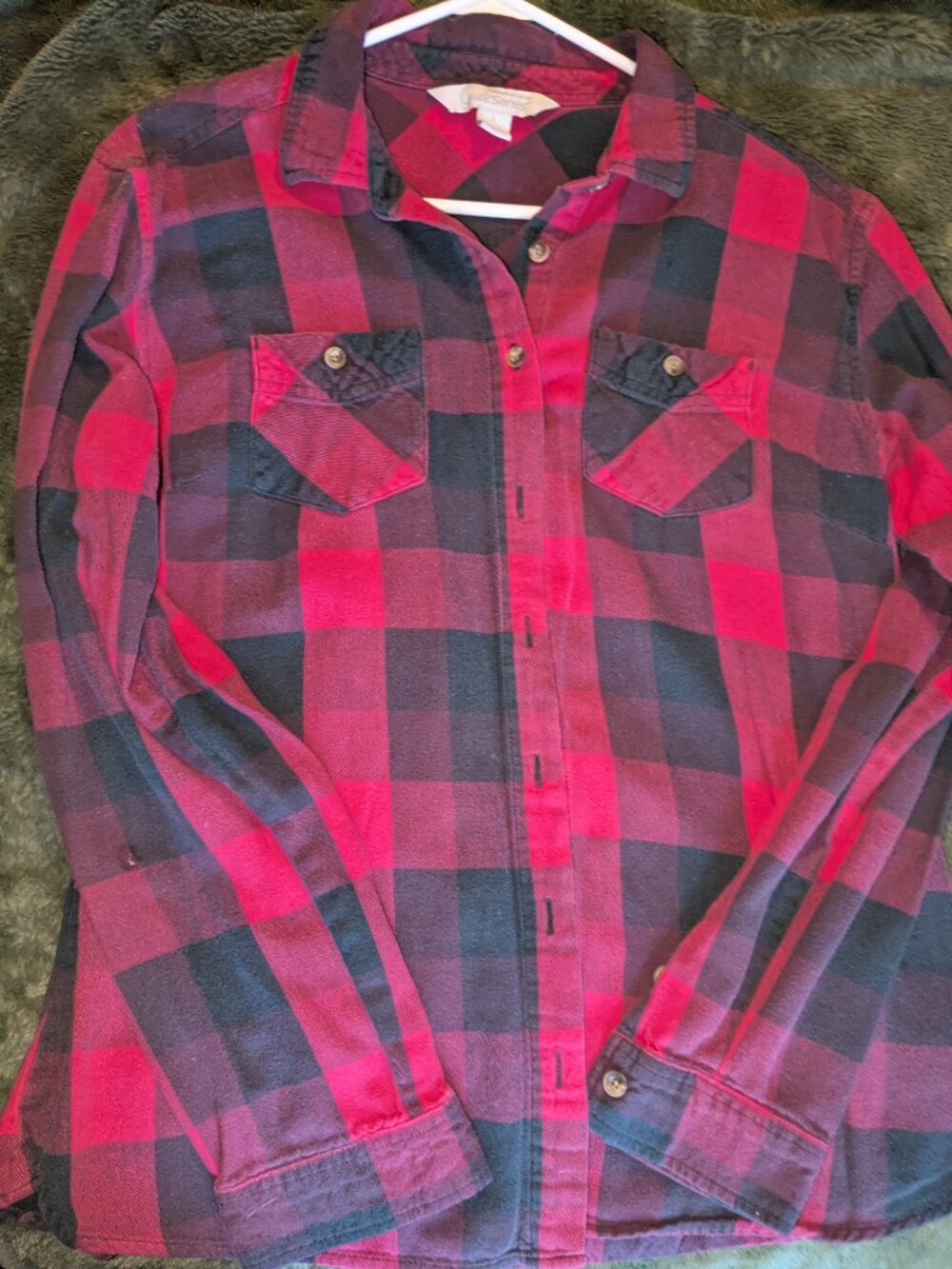 Shirt - Picture 2 of 3